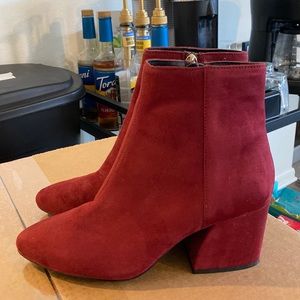 Top shop maroon booties